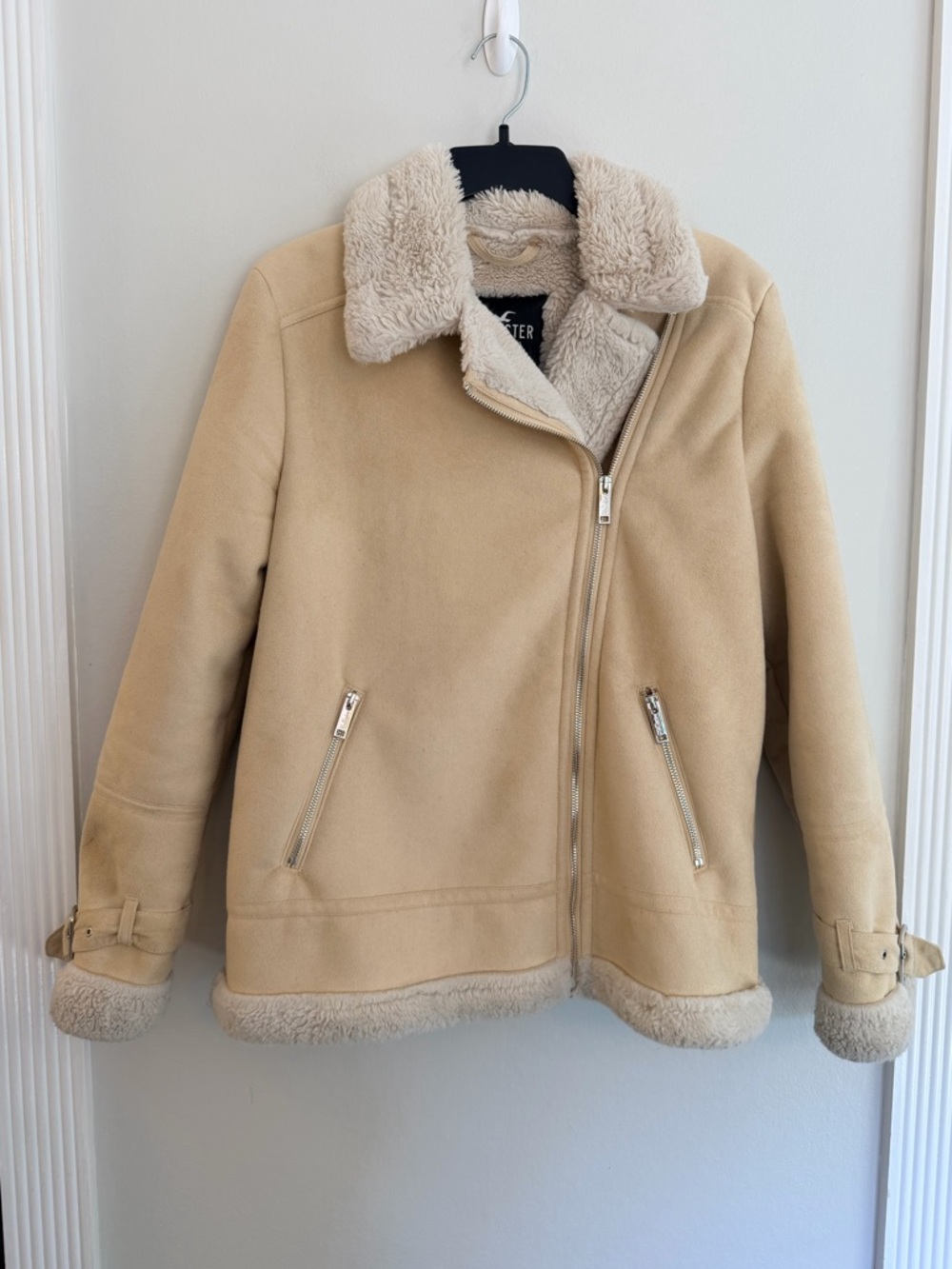Hollister Sherpa Lined Moto Jacket Tan Faux Suede Buckle Cozy Women’s Small